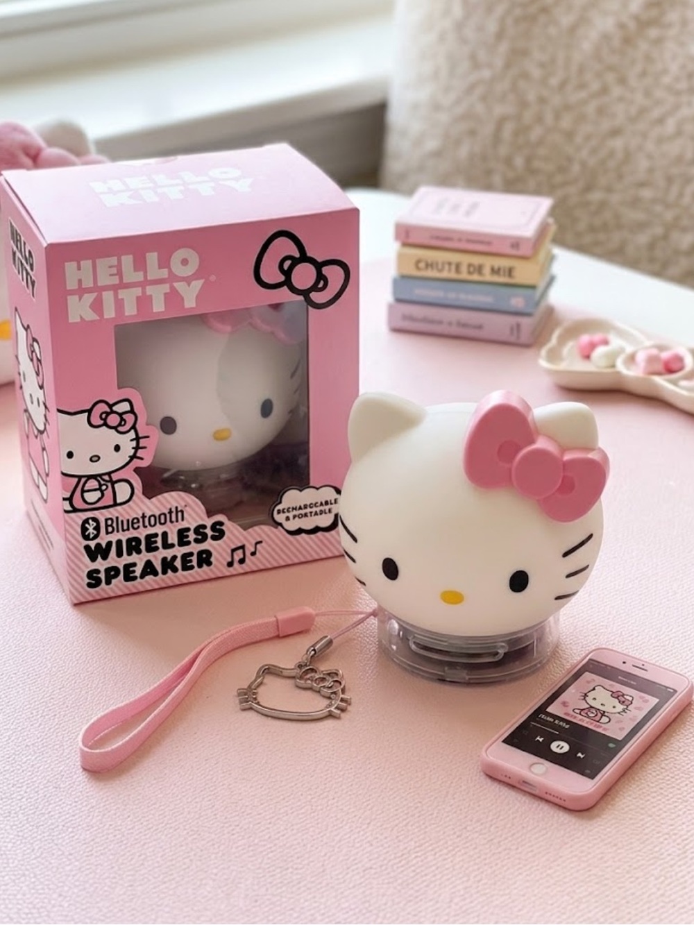 Hello Kitty Bluetooth Wireless Speaker Light Pink Portable Sanrio Cute Gift 
N